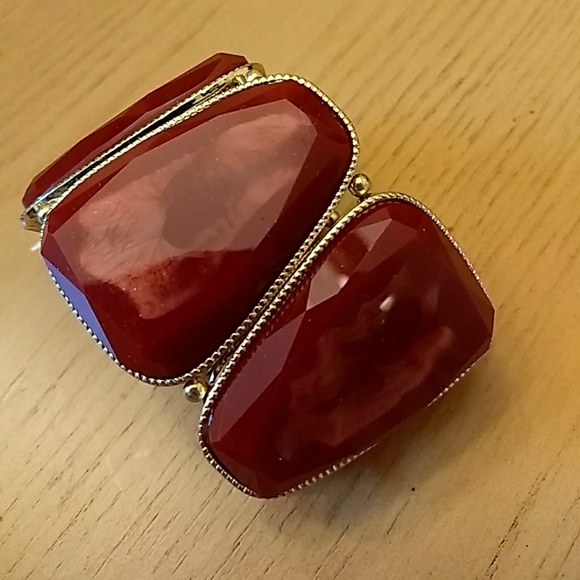 NWT Bold & Beautiful Bracelet - NY Company - Picture 2 of 7